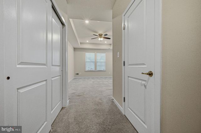 676 MAYFIELD FALLS DR, Newark, DE 19702