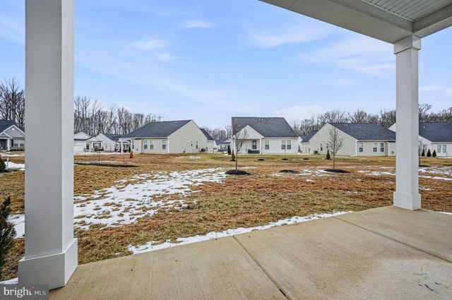 676 MAYFIELD FALLS DR, Newark, DE 19702