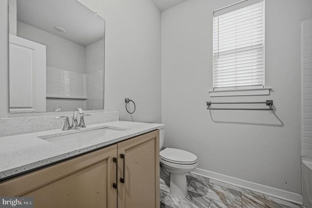 676 MAYFIELD FALLS DR, Newark, DE 19702