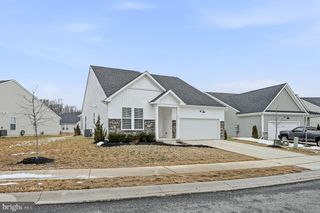 676 MAYFIELD FALLS DR, Newark, DE 19702