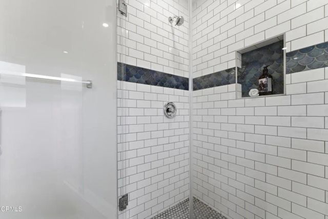 22718 Cantlay Street, Los Angeles, CA 91307