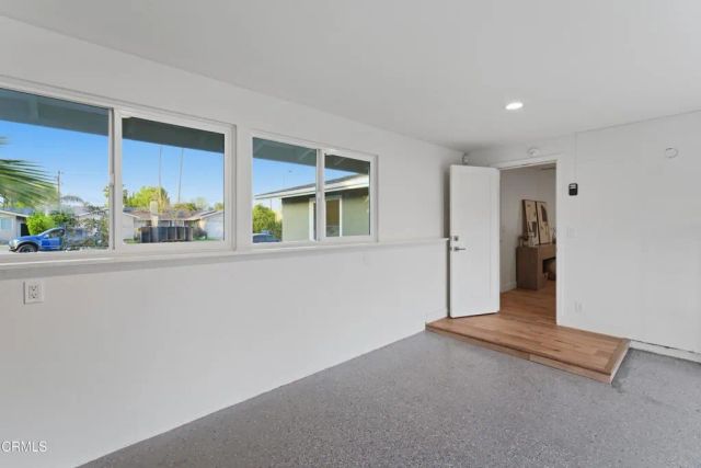 22718 Cantlay Street, Los Angeles, CA 91307