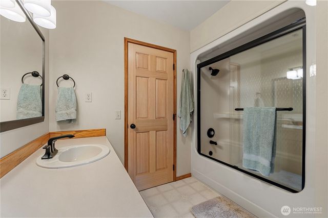 1720 Van Wyck Road, Bellingham, WA 98226