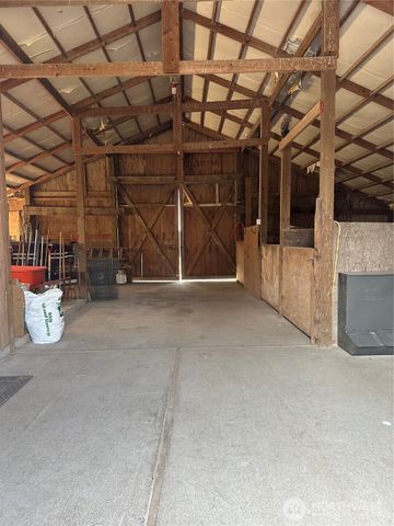 1720 Van Wyck Road, Bellingham, WA 98226