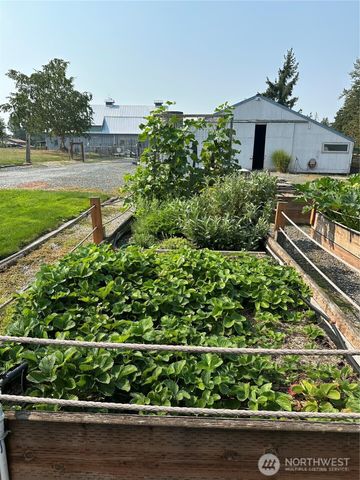 1720 Van Wyck Road, Bellingham, WA 98226