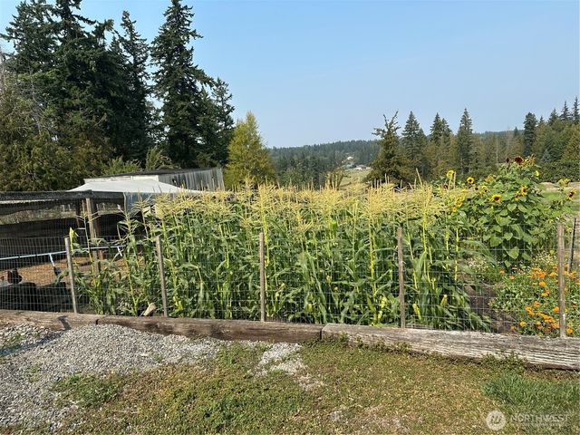 1720 Van Wyck Road, Bellingham, WA 98226