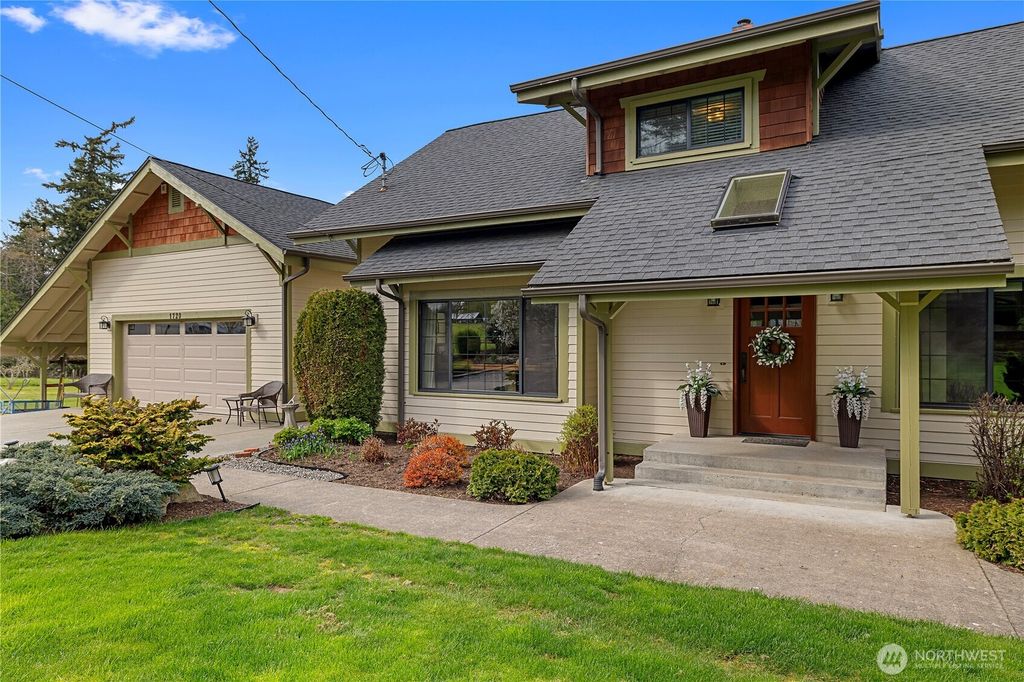 1720 Van Wyck Road, Bellingham, WA 98226