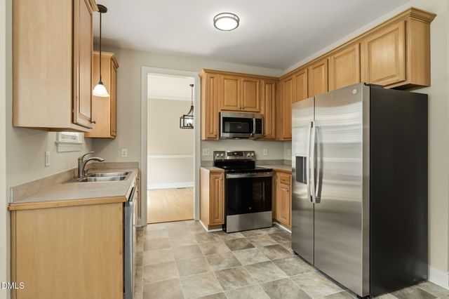 30 Fern Court, Louisburg, NC 27549