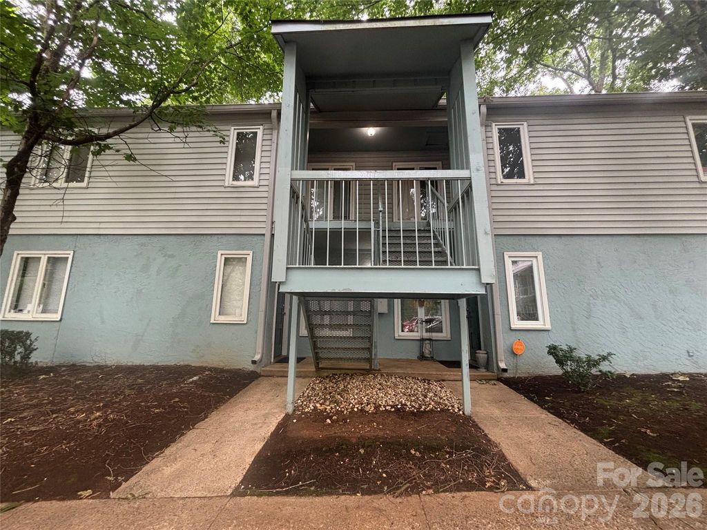 1906 Meadowlark Lane 19, Charlotte, NC 28210