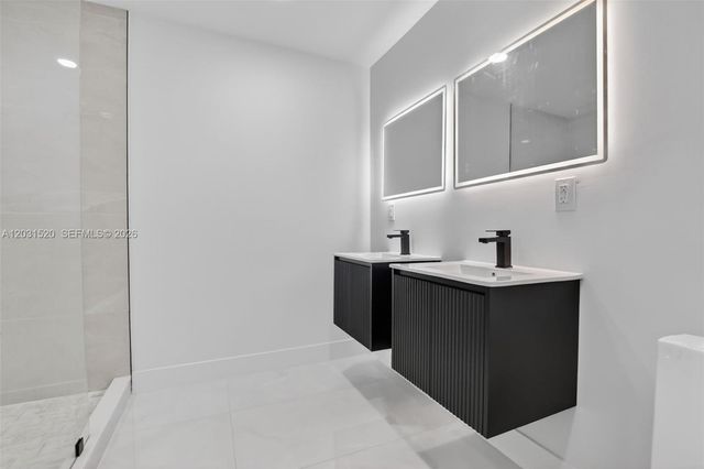 4801 Tyler Street, Hollywood, FL 33021