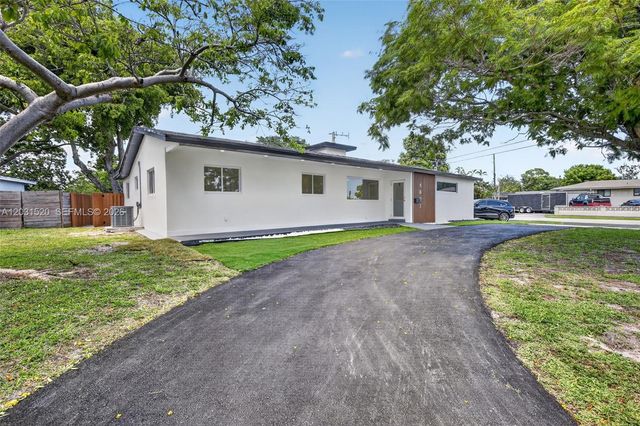4801 Tyler Street, Hollywood, FL 33021