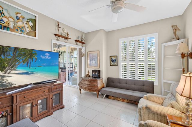 12418 Crystal Pointe Drive 102, Boynton Beach, FL 33437