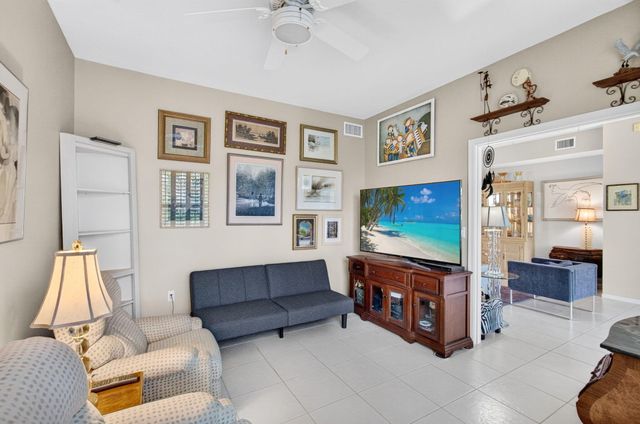 12418 Crystal Pointe Drive 102, Boynton Beach, FL 33437