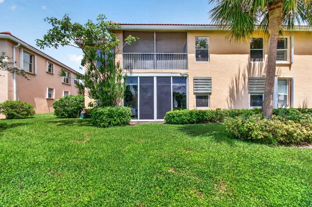 12418 Crystal Pointe Drive 102, Boynton Beach, FL 33437