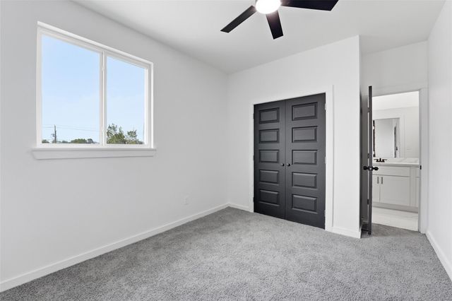 982 S Ellington Street, Houston, TX 77088
