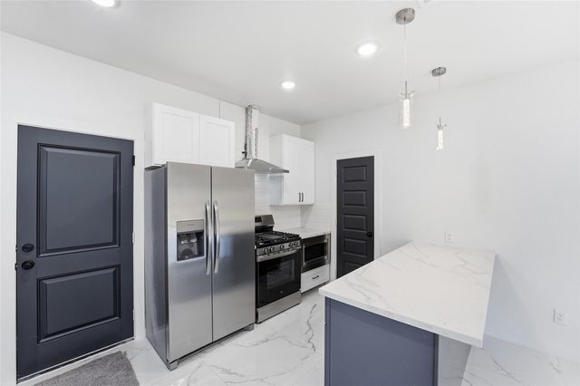 982 S Ellington Street, Houston, TX 77088