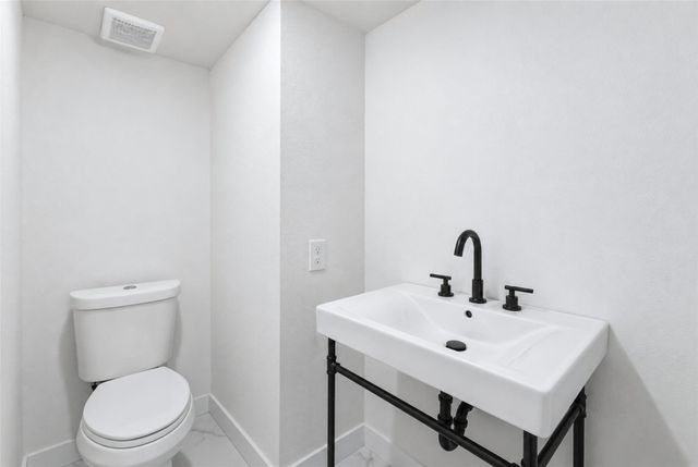 982 S Ellington Street, Houston, TX 77088