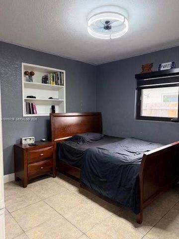 2640 N 62nd Ave, Hollywood, FL 33024