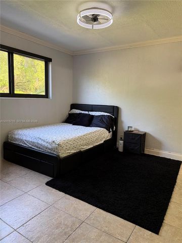 2640 N 62nd Ave, Hollywood, FL 33024