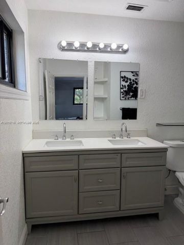 2640 N 62nd Ave, Hollywood, FL 33024
