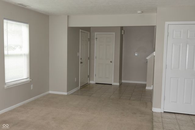 2122 Cedarmill Drive, Franklin, IN 46131