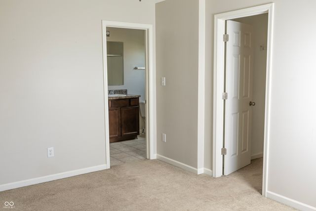2122 Cedarmill Drive, Franklin, IN 46131