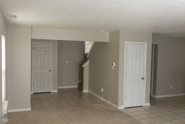 2122 Cedarmill Drive, Franklin, IN 46131