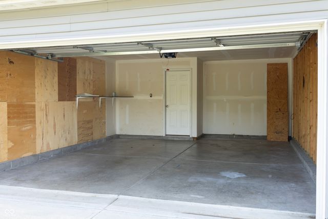 2122 Cedarmill Drive, Franklin, IN 46131