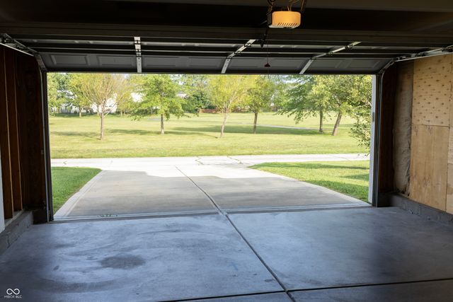 2122 Cedarmill Drive, Franklin, IN 46131