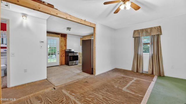 1166 County Road 110, Broadalbin, NY 12025