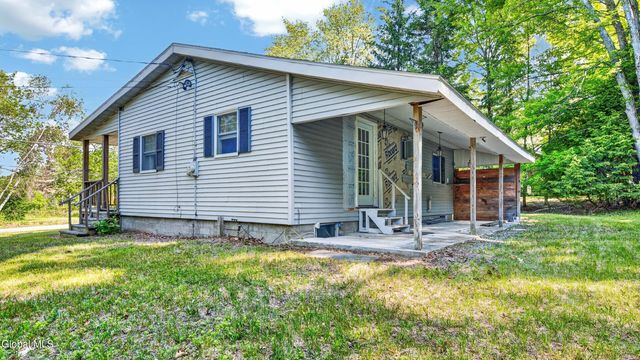 1166 County Road 110, Broadalbin, NY 12025