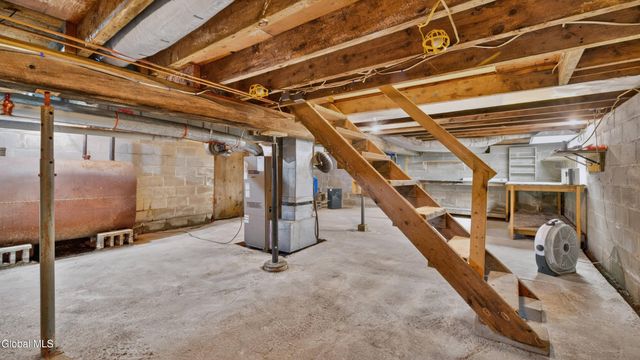 1166 County Road 110, Broadalbin, NY 12025
