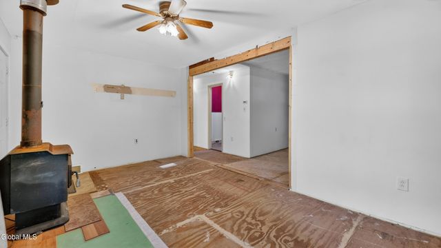 1166 County Road 110, Broadalbin, NY 12025