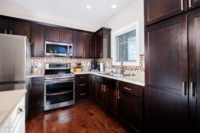 2899 Alden Glenn Court, Sevierville, TN 37876