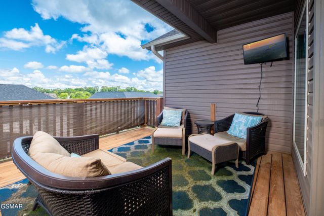 2899 Alden Glenn Court, Sevierville, TN 37876