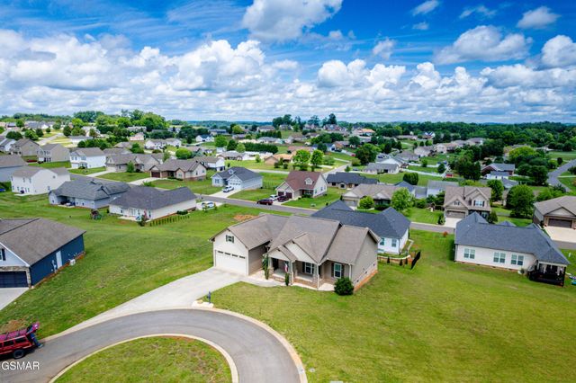 2899 Alden Glenn Court, Sevierville, TN 37876