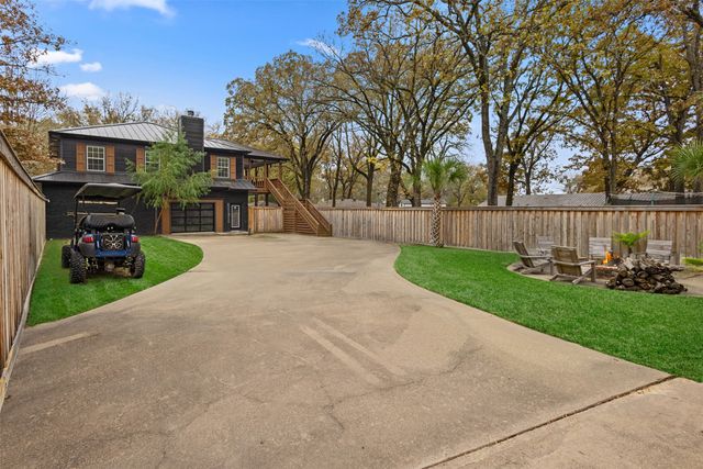 106 White Oak Drive, Mabank, TX 75156