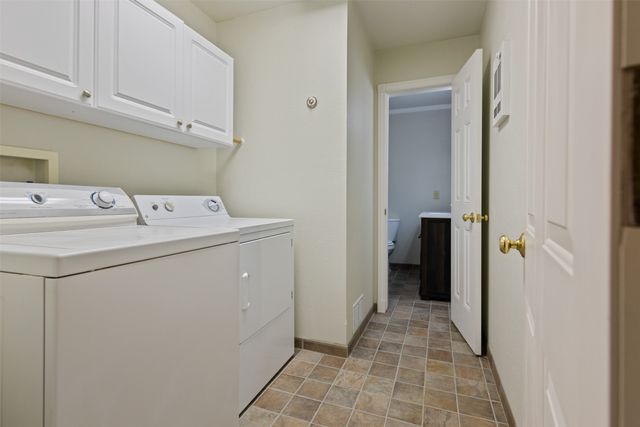 106 White Oak Drive, Mabank, TX 75156