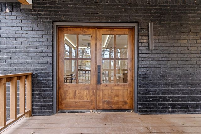 106 White Oak Drive, Mabank, TX 75156