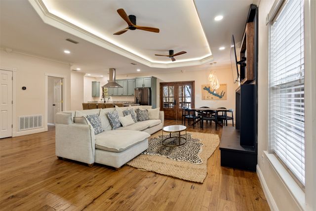 106 White Oak Drive, Mabank, TX 75156