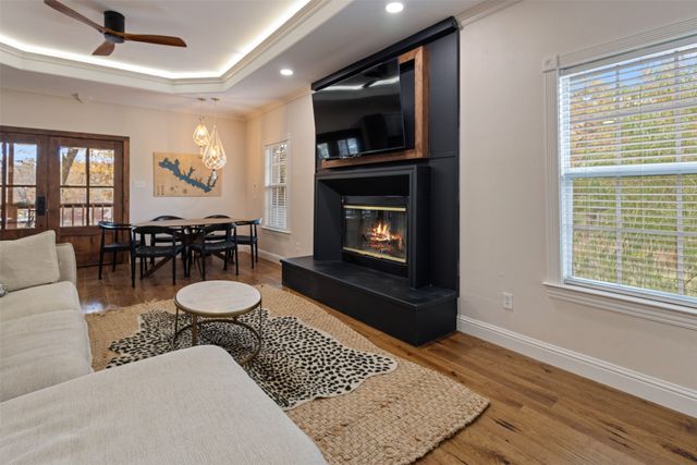 106 White Oak Drive, Mabank, TX 75156