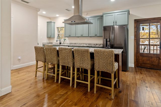 106 White Oak Drive, Mabank, TX 75156