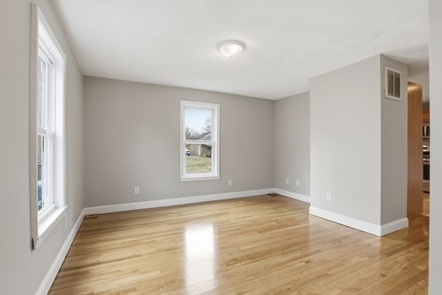 18-20 Buck Street 1, Woburn, MA 01801