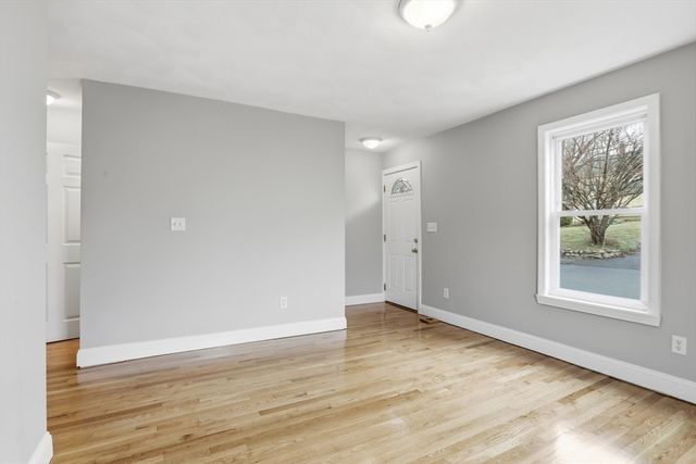 18-20 Buck Street 1, Woburn, MA 01801