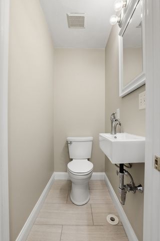 18-20 Buck Street 1, Woburn, MA 01801