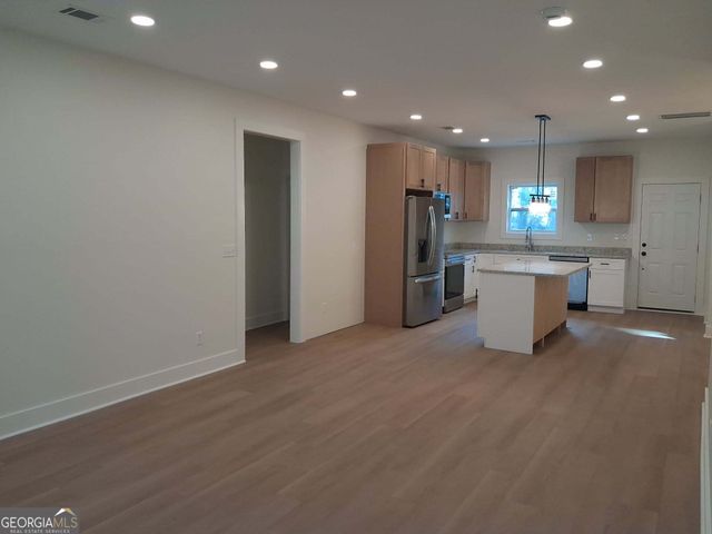 24 Sims Street, Barnesville, GA 30204