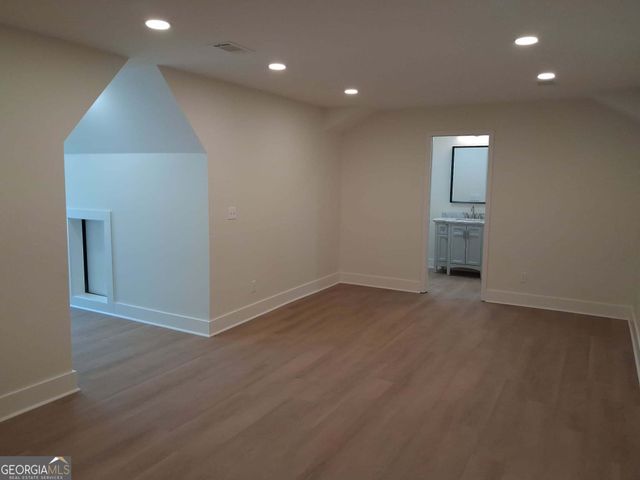 24 Sims Street, Barnesville, GA 30204