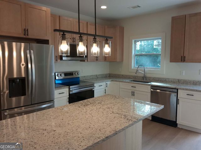 24 Sims Street, Barnesville, GA 30204