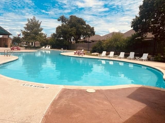 1816 Halas ST, Austin, TX 78652