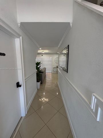 15445 SW 57th Street, Miami, FL 33193